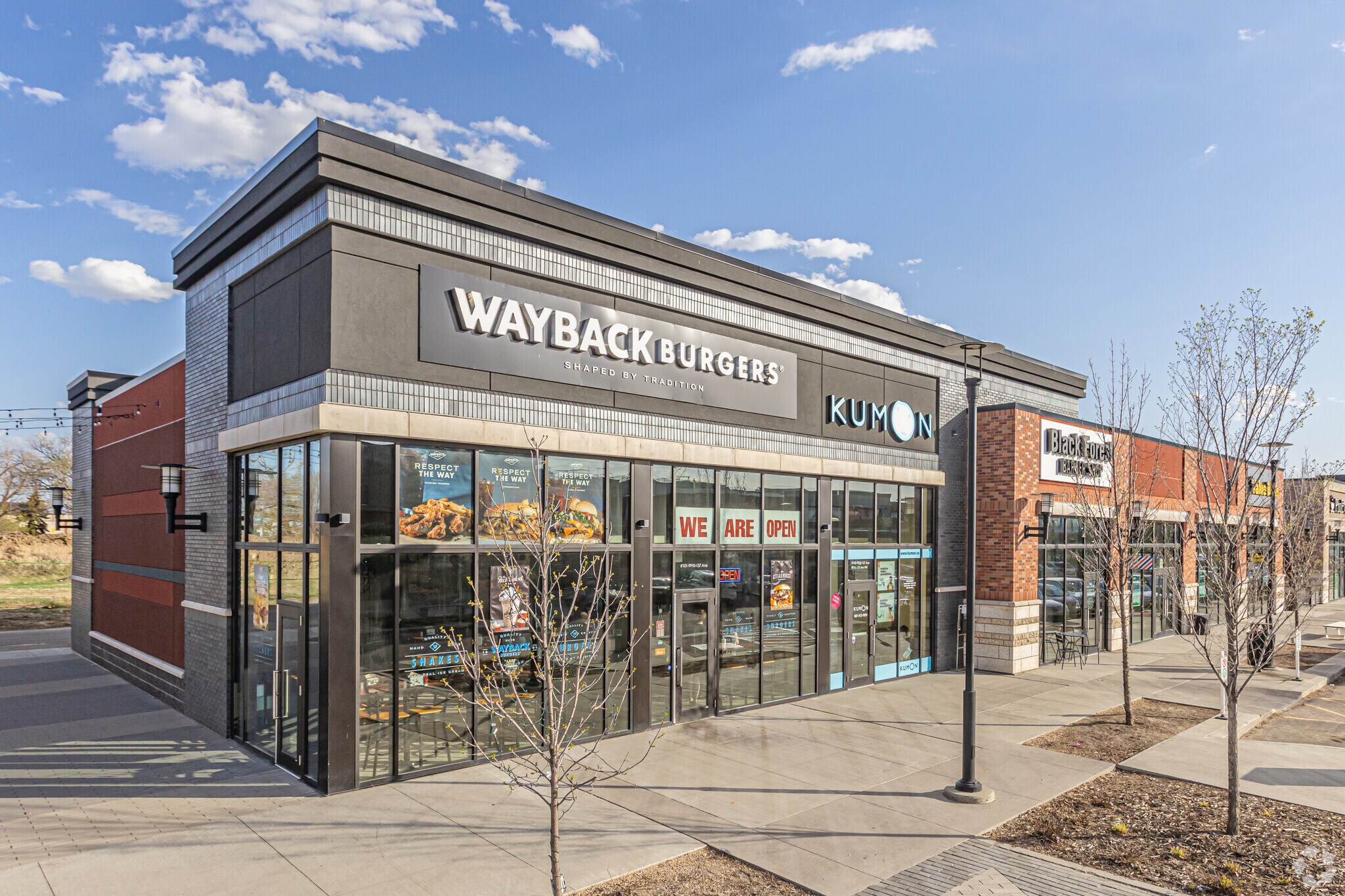 10210 137th Ave NW, Edmonton, AB à vendre Photo principale- Image 1 de 1