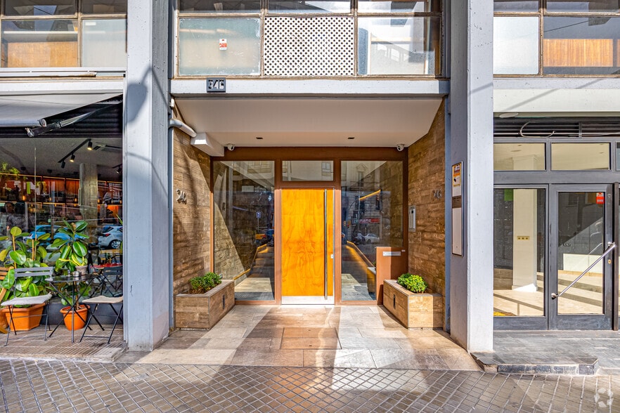 Carrer de Balmes, 346, Barcelona, Barcelona for lease - Building Photo - Image 2 of 3