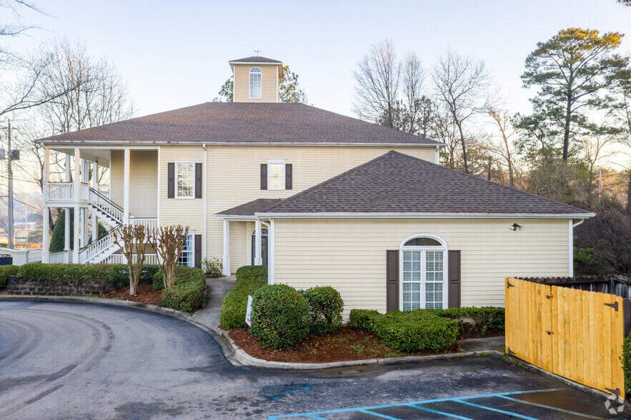 3055 Lorna Rd, Birmingham, AL à louer - Photo du bâtiment - Image 2 de 17