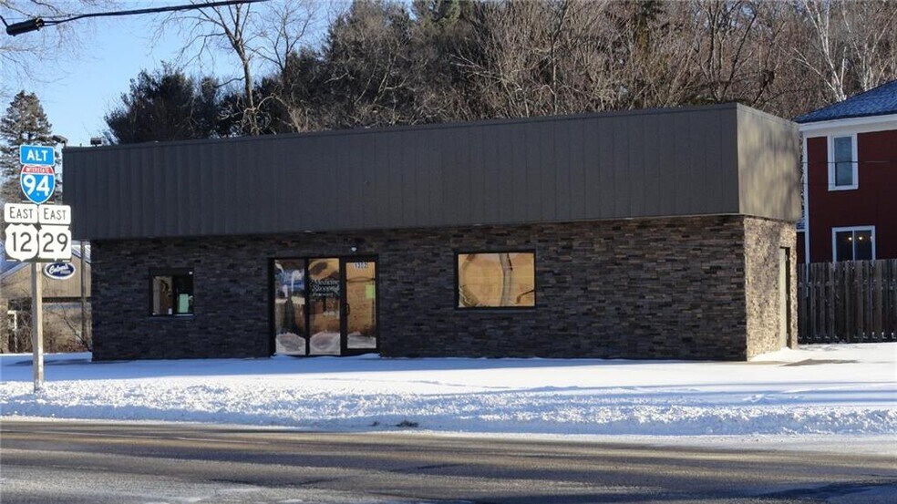 1302 SE Stout Rd, Menomonie, WI for sale - Building Photo - Image 1 of 1