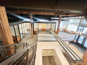 555 NW Park Ave, Portland, OR for lease Interior Photo- Image 2 of 6