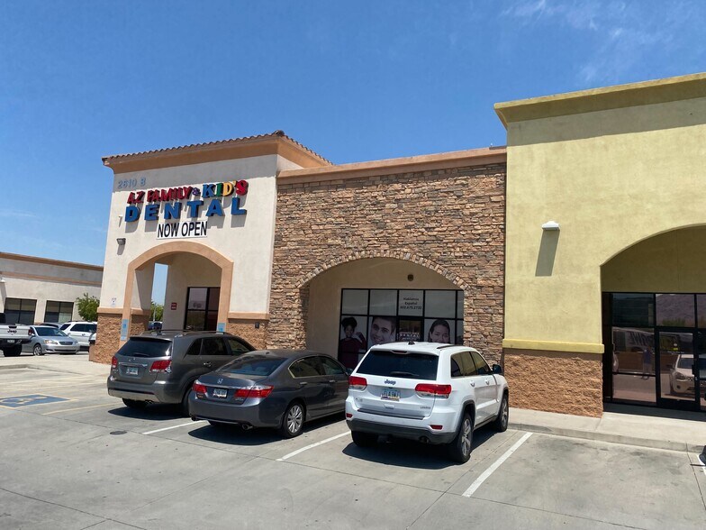 2610 W Baseline Rd, Phoenix, AZ à louer - Photo du bâtiment - Image 3 de 6