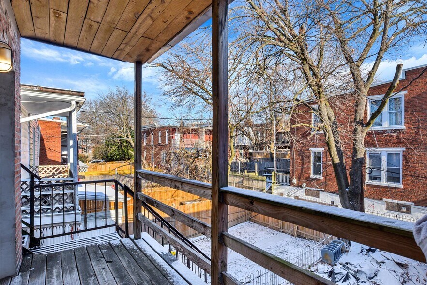 33 S 18th St, Harrisburg, PA à vendre - Photo du bâtiment - Image 2 de 28