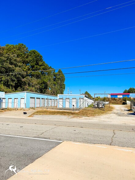 2570 Flat Shoals Rd SE, Conyers, GA à vendre - Photo du bâtiment - Image 2 de 42