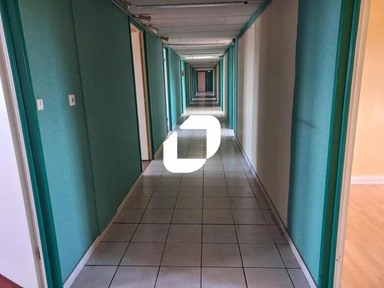 51 Boulevard De Valmy, Villeneuve-d'Ascq à vendre - Photo du bâtiment - Image 2 de 22