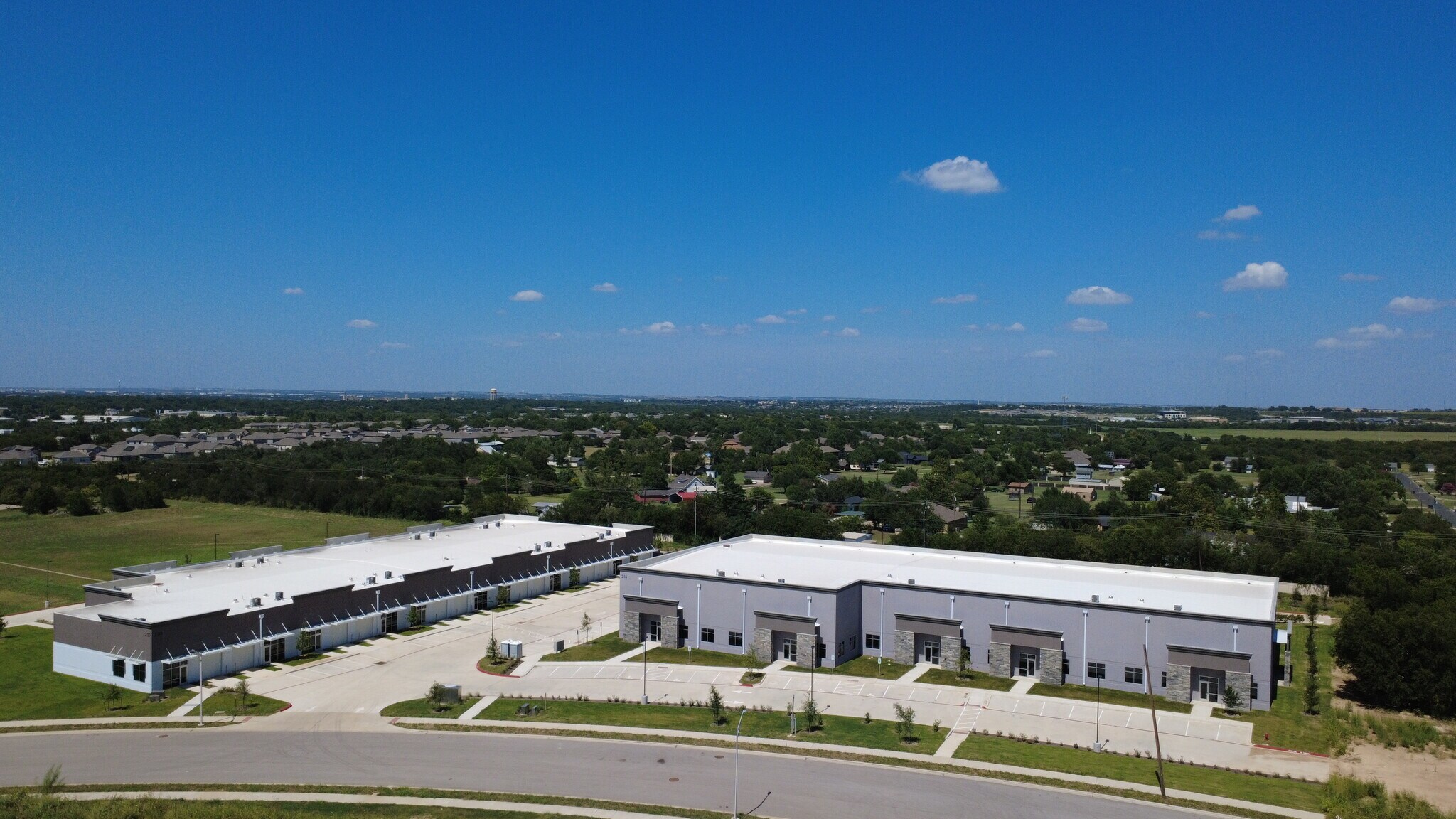 201 Cooperative Way, Georgetown, TX à louer Photo du bâtiment- Image 1 de 10