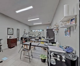 715-717 Queen St E, Toronto, ON for lease Building Photo- Image 1 of 1