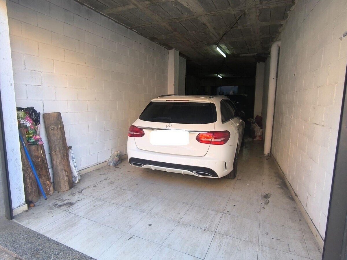 Sant Fruitós de Bages, BAR 08272 - Unité Pta. DR -  - Photo intérieure - Image 1 of 4