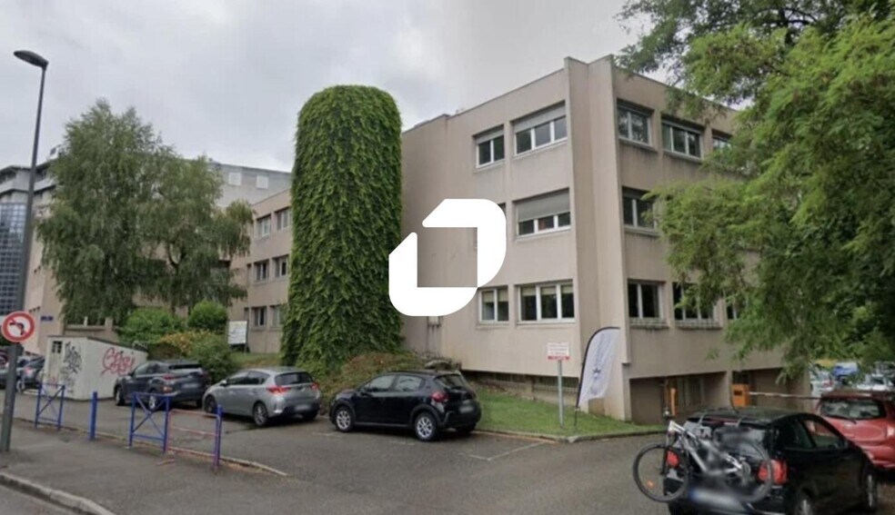 7 Rue Du Tour De L'Eau, SAINT-MARTIN-D'HERES à louer - Photo du bâtiment - Image 3 de 8