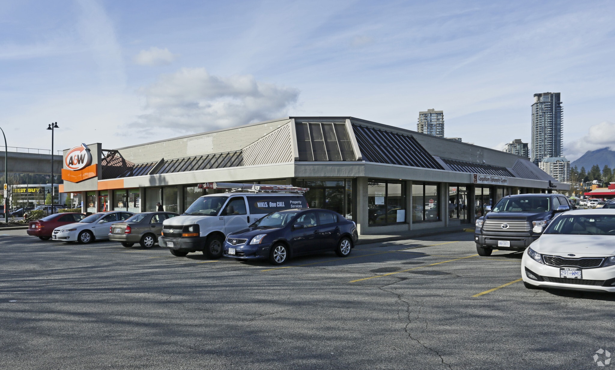 2991 Lougheed Hwy, Coquitlam, BC for sale Primary Photo- Image 1 of 1