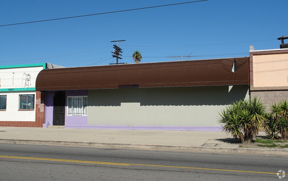 10843 Burbank Blvd, North Hollywood, CA à louer - Photo du bâtiment - Image 2 de 2