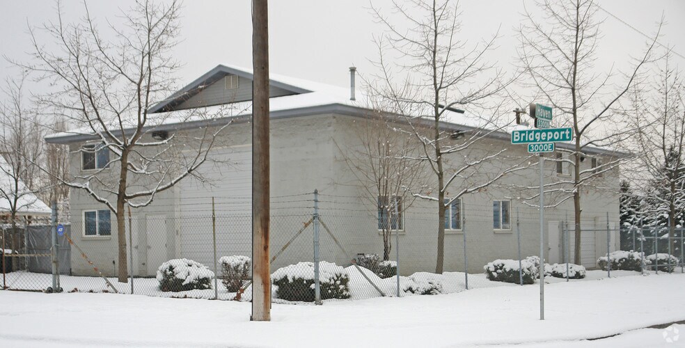 3002 E Bridgeport Ave, Spokane, WA for sale - Primary Photo - Image 1 of 4