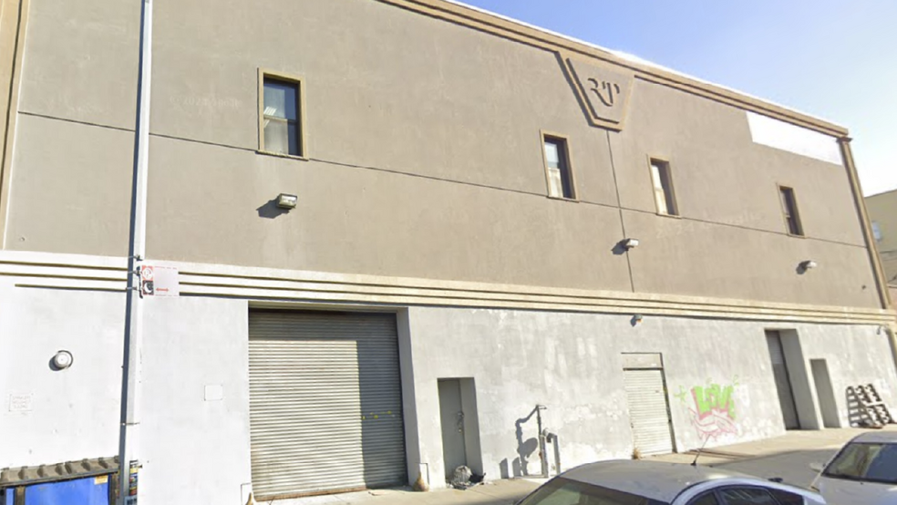 255 47th St, Brooklyn, NY for lease - Building Photo - Image 2 of 4