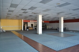 88 Blanding Blvd, Orange Park, FL for lease Interior Photo- Image 1 of 2