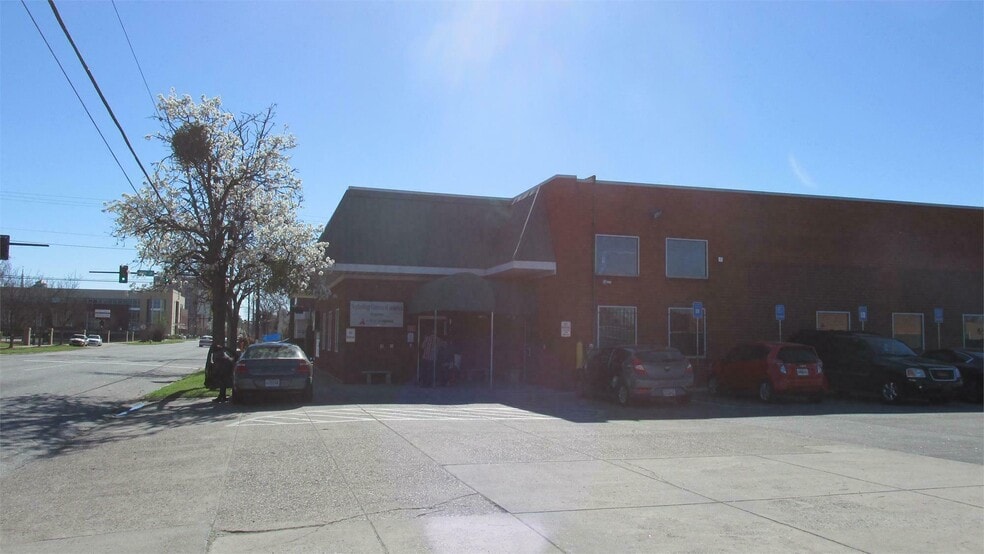 1002 Telfair St, Augusta, GA à louer - Photo du bâtiment - Image 3 de 10