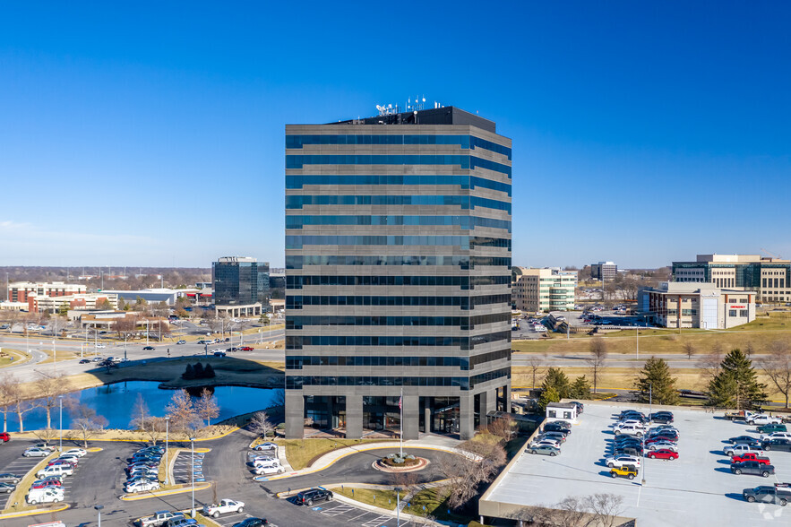 7101 College Blvd, Overland Park, KS for sale - Primary Photo - Image 1 of 1