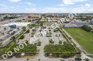 More details for 1901 W 39th St, Hialeah, FL - Retail for Lease