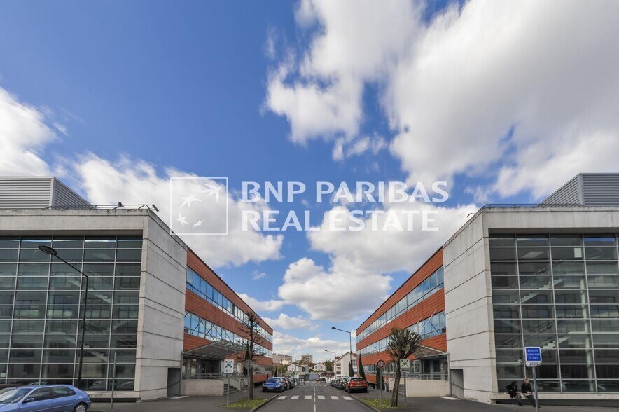 Office in Champigny-sur-Marne for lease - Building Photo - Image 1 of 11