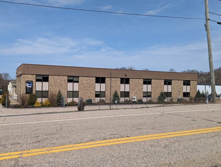 75 Frontage Rd, North Stonington, CT for lease Building Photo- Image 1 of 22