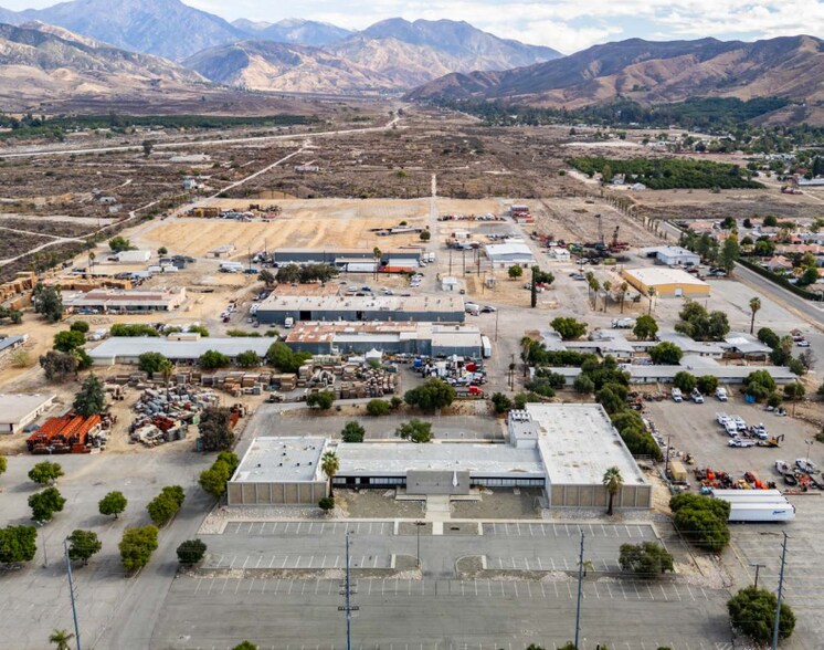 1500 Crafton Ave, Mentone, CA à vendre - Photo du bâtiment - Image 3 de 5