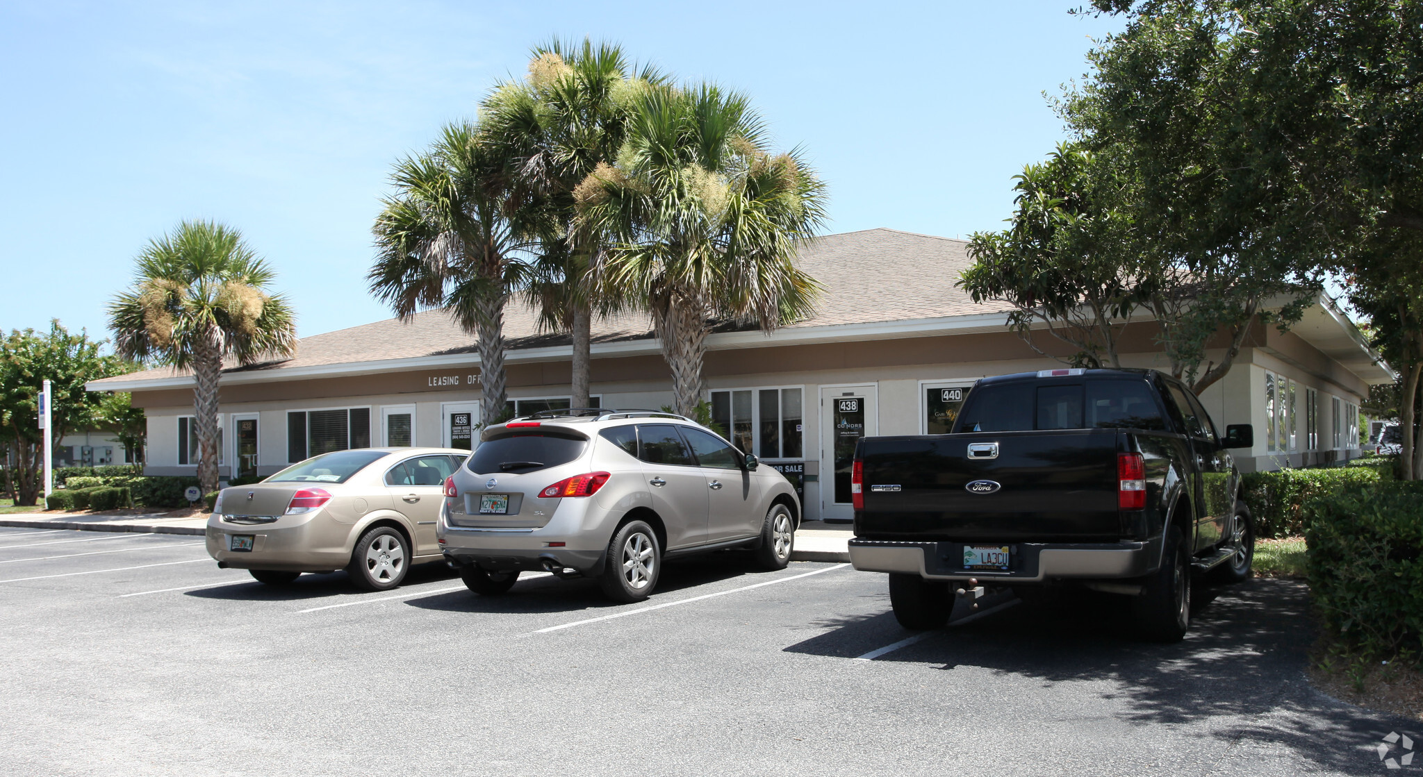 430-440 Osceola Ave, Jacksonville Beach, FL for lease Building Photo- Image 1 of 10