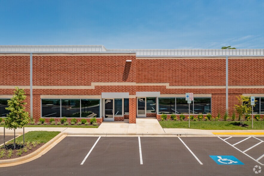 4714 Arcadia Dr, Frederick, MD à louer - Photo du bâtiment - Image 3 de 10