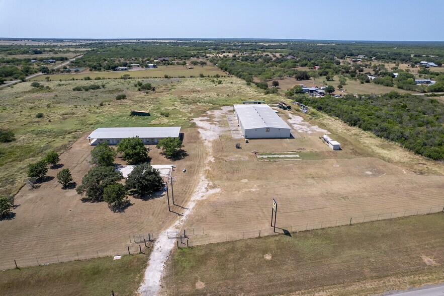 4067 US Highway 59, Beeville, TX à vendre - Photo du bâtiment - Image 2 de 10