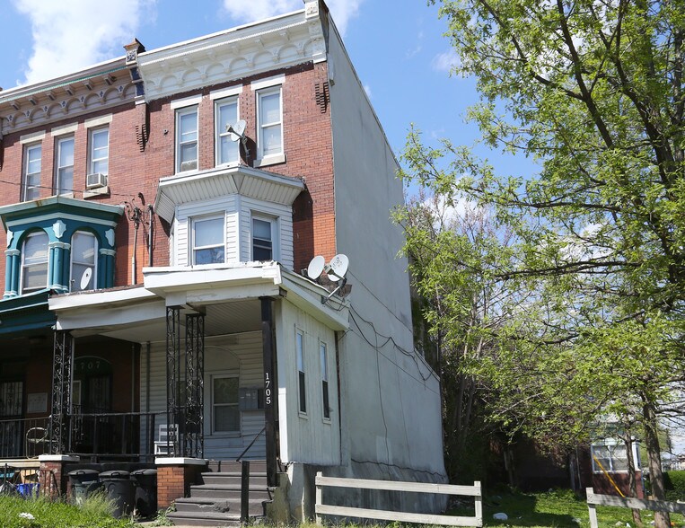 1705 W Erie Ave, Philadelphia, PA à vendre - Photo principale - Image 1 de 14