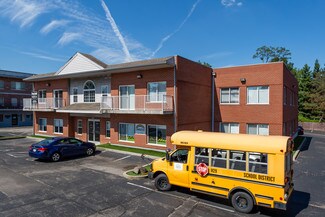 Plus de détails pour 3270 W North Bend Rd, Cincinnati, OH - Bureau à vendre