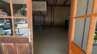 28200 Hwy 189, Lake Arrowhead, CA à louer - Vidéo sur l’inscription commerciale 