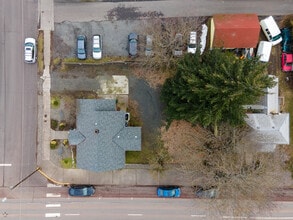 1215 B St, Hood River, OR for lease Interior Photo- Image 2 of 54