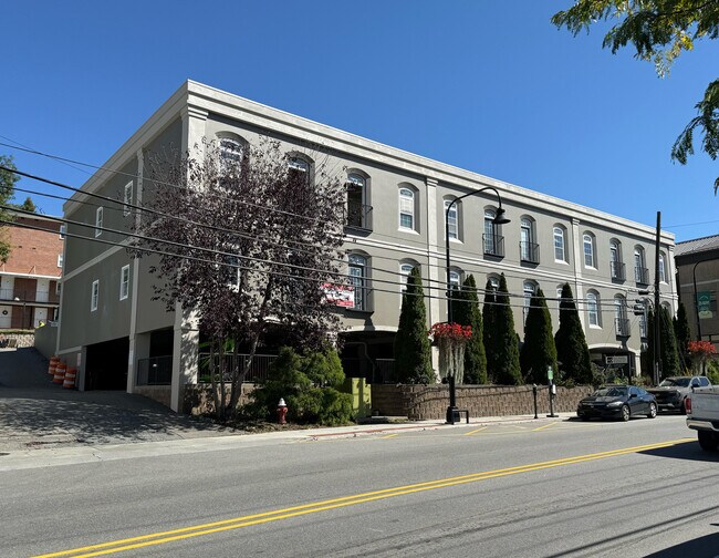 More details for 870 W King St, Boone, NC - Office for Lease