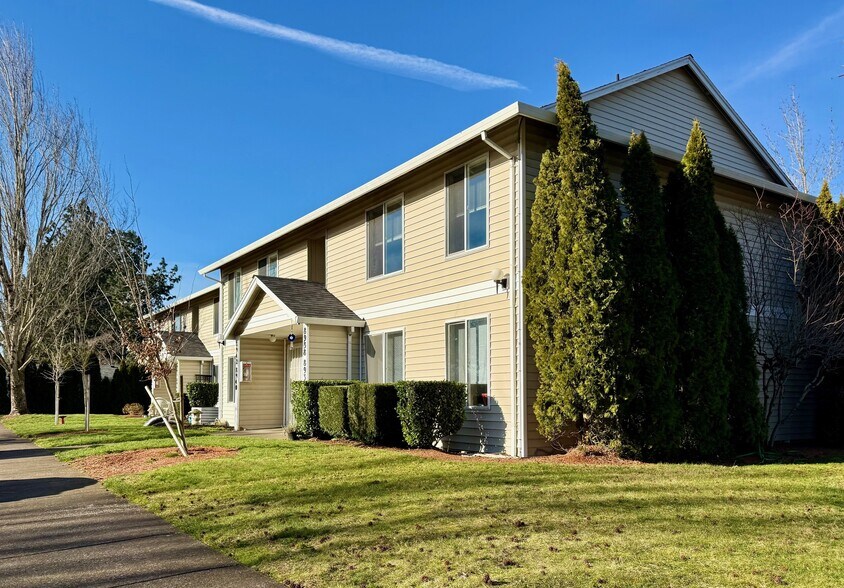 8936-8998 SE 79th Pl, Portland, OR à vendre - Photo principale - Image 1 de 11