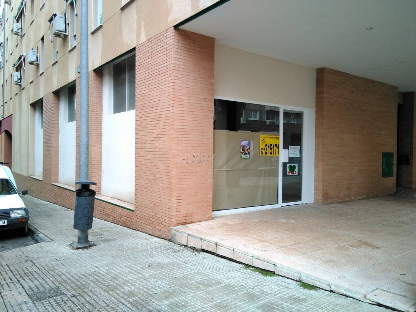 Retail in Cáceres, Cáceres for sale Primary Photo- Image 1 of 14
