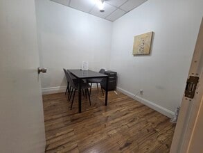 276 Fifth Ave, New York, NY for lease Interior Photo- Image 2 of 4