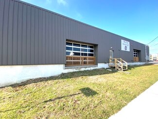 More details for 130 S Lyman St, Wadsworth, OH - Retail for Sale