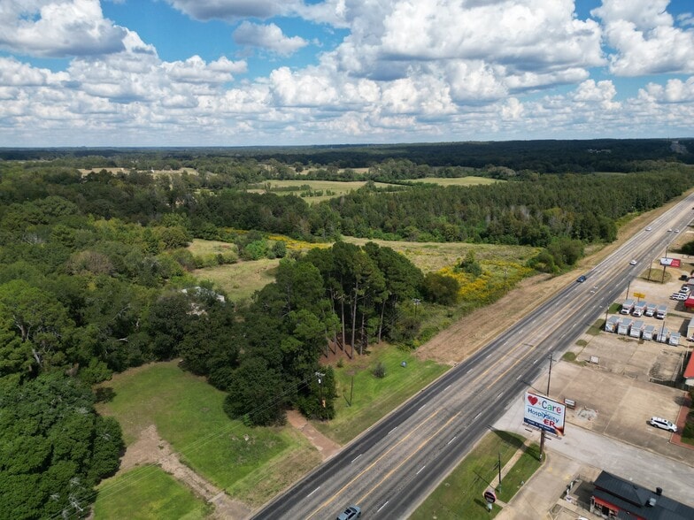 909 State Highway 31, Chandler, TX for sale - Building Photo - Image 3 of 8