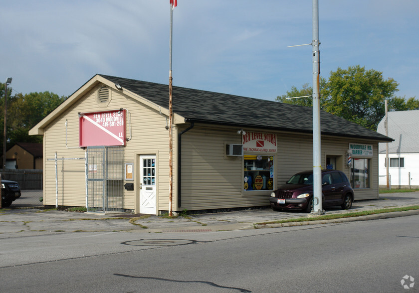 3040 Woodville Rd, Northwood, OH for sale - Building Photo - Image 1 of 1