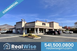 930-980 N Phoenix Rd, Medford, OR for lease Building Photo- Image 1 of 16
