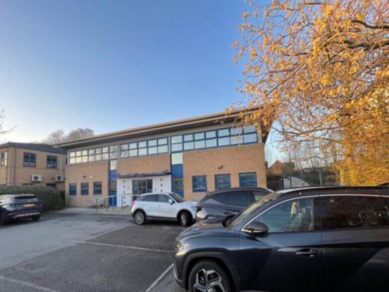 Euxton Ln, Chorley à vendre - Photo du bâtiment - Image 2 de 9