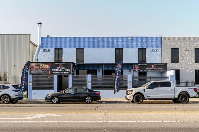 More details for 11635-11637 Tuxford St, Sun Valley, CA - Industrial for Sale