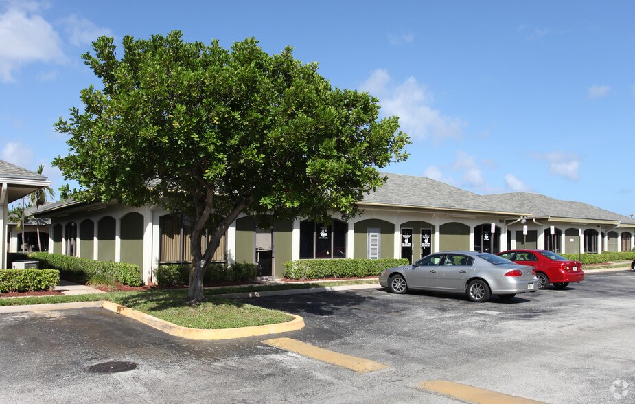 2915 S Federal Hwy, Delray Beach, FL à vendre - Photo du bâtiment - Image 2 de 3