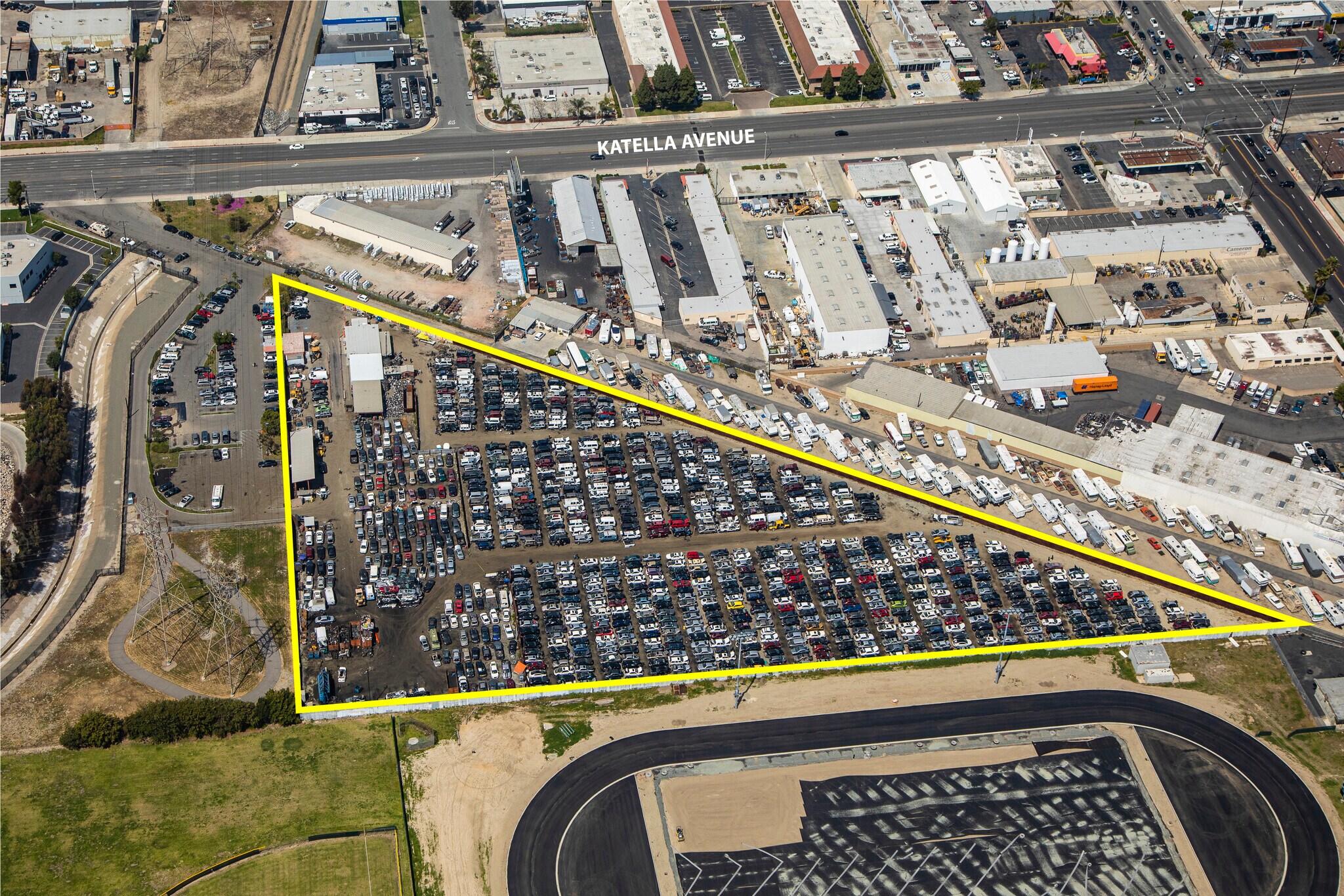 8188 Katella Ave, Stanton, CA à vendre Photo du bâtiment- Image 1 de 3