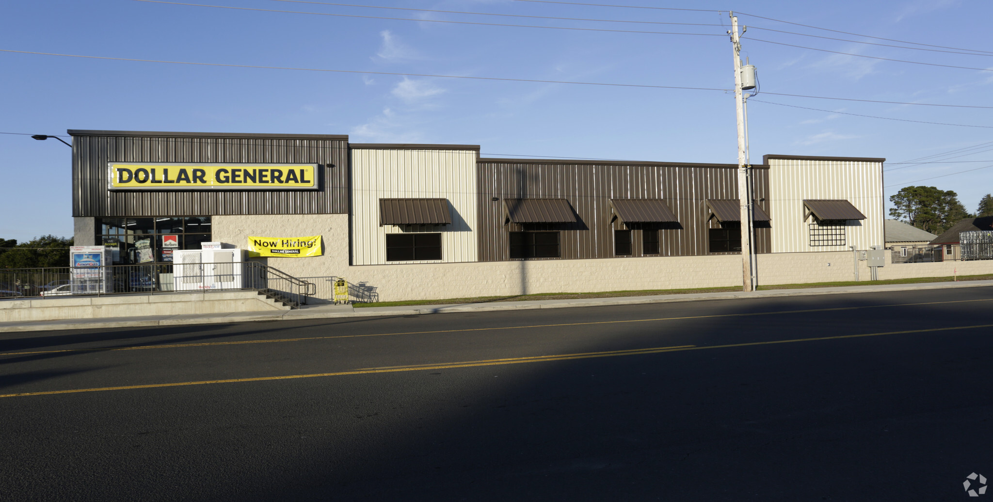 380 NW Hemlock St, Waldport, OR for sale Primary Photo- Image 1 of 1