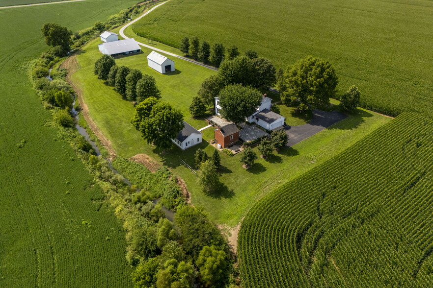 29614 Tarlton Adelphi Rd, Laurelville, OH for sale - Building Photo - Image 2 of 31