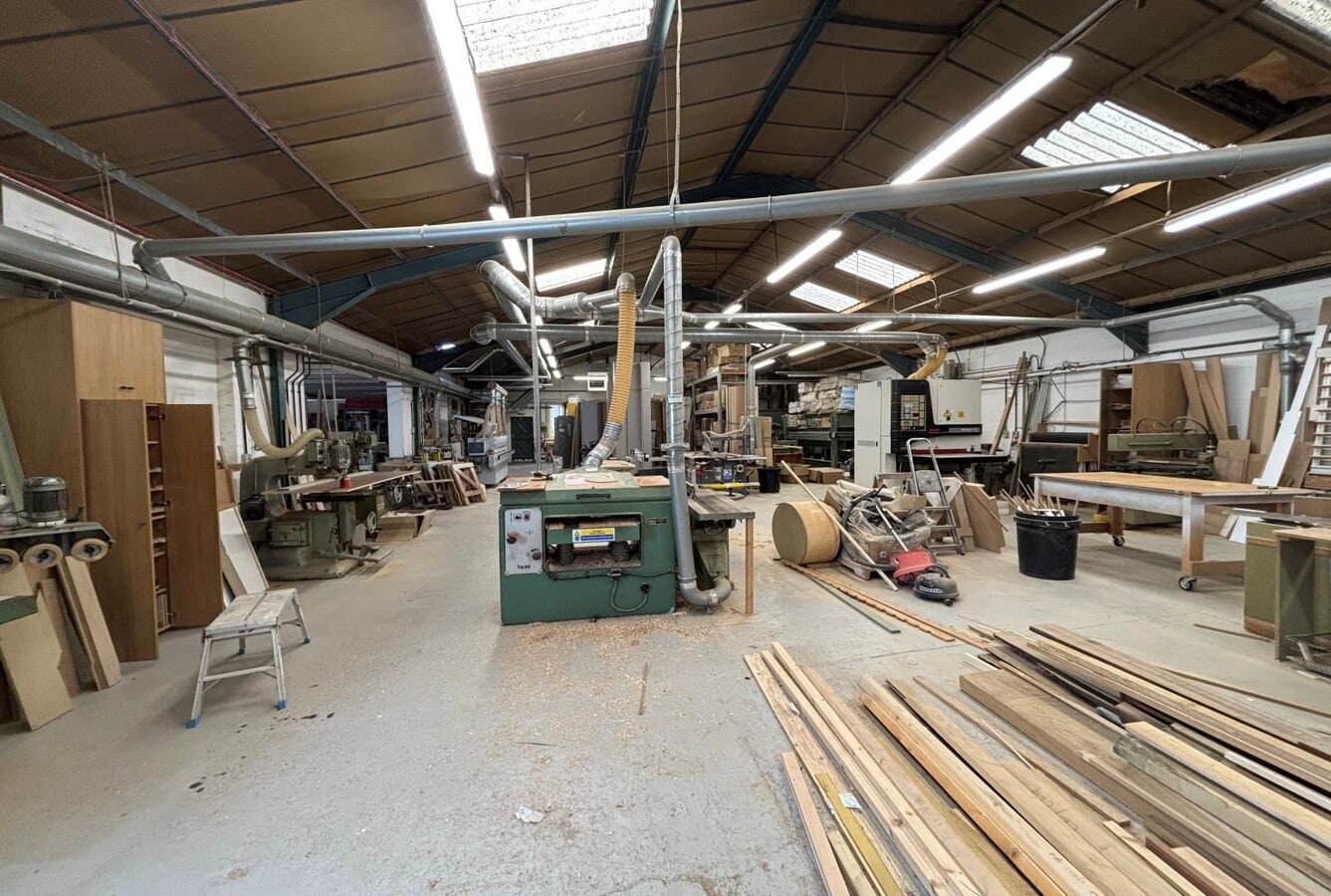 101-103 High St, Leicester, LEC LE7 1GQ - Unité 101 -  - Photo intérieure - Image 1 of 5