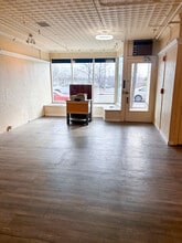 141 S Batavia Ave, Batavia, IL à louer Photo intérieure- Image 1 de 8