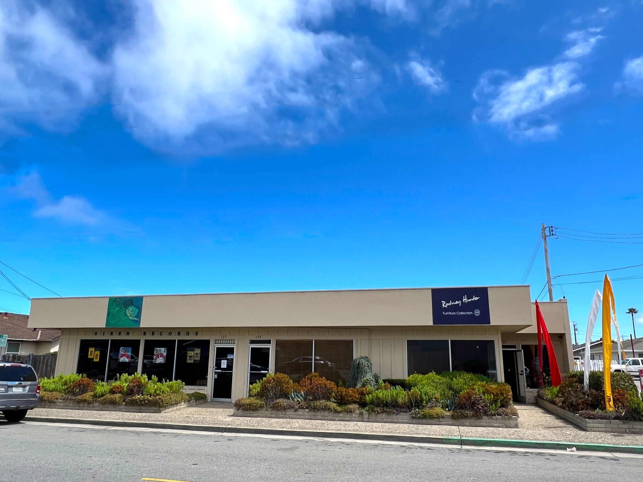 527 Ramona Ave, Monterey, CA for sale Primary Photo- Image 1 of 12