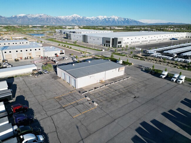 Plus de détails pour 5114 W 2400 S, Salt Lake City, UT - Industriel à louer