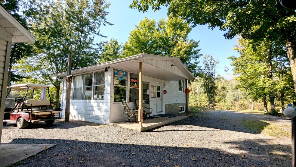 2351 Rang 2E, Sainte-justine-de-newton, QC for sale - Building Photo - Image 3 of 3